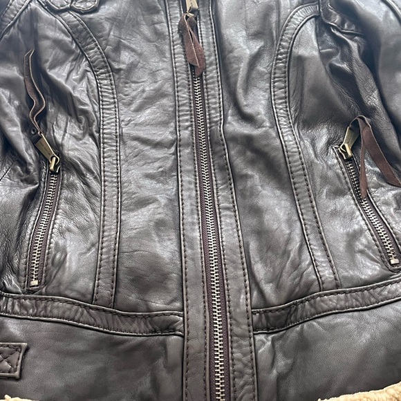 Michael Kors Women’s Brown Leather Jacket Faux Fur Trims Size Small - Picture 5 of 5